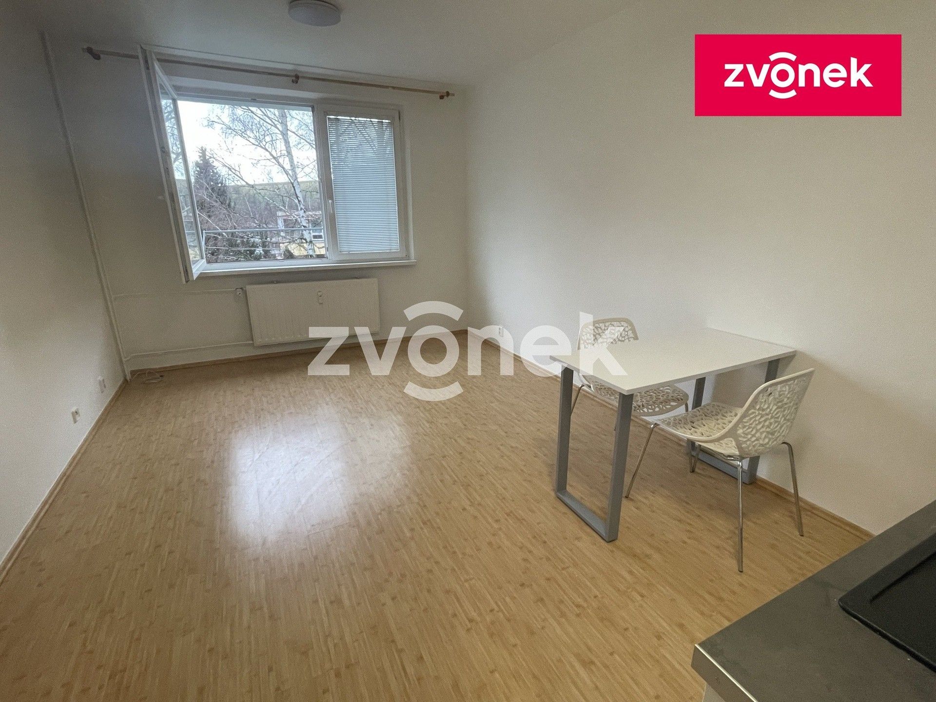 Pronájem byt 1+kk - Javorová, Zlín, 28 m² - 5