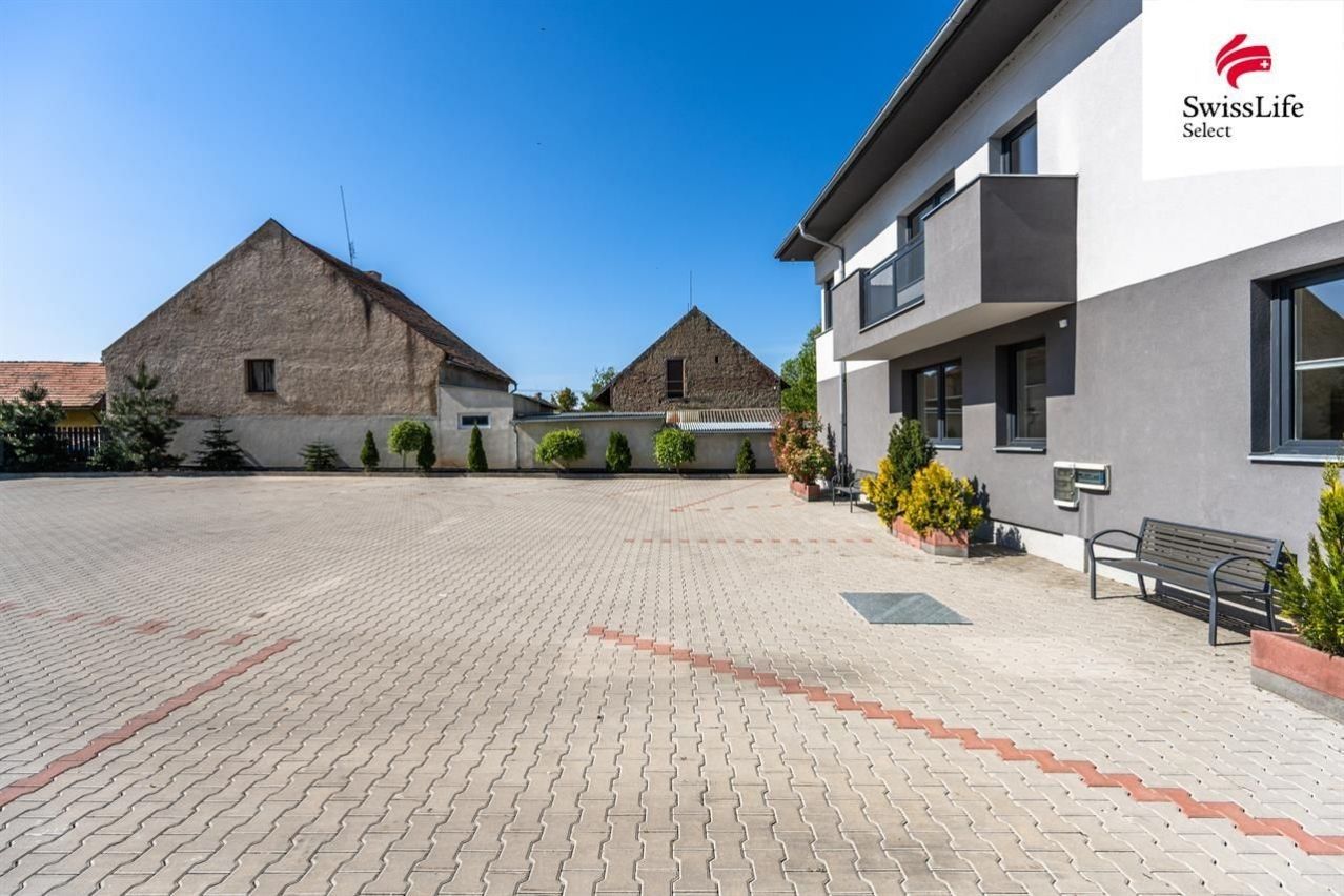 Činžovní dům · 804 m² · Břežany II - 4