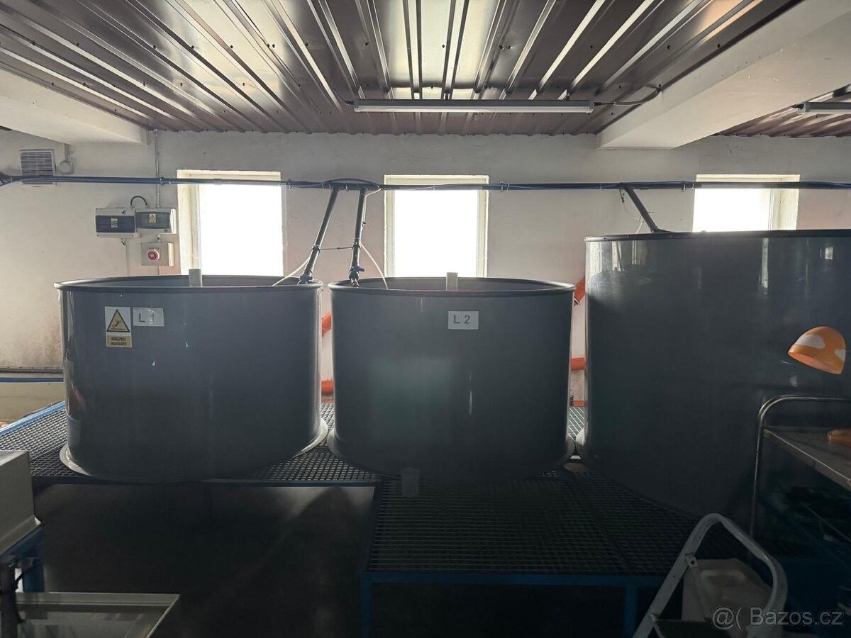 Pronájem obchodní prostory - Dolní Loučky, 594 55