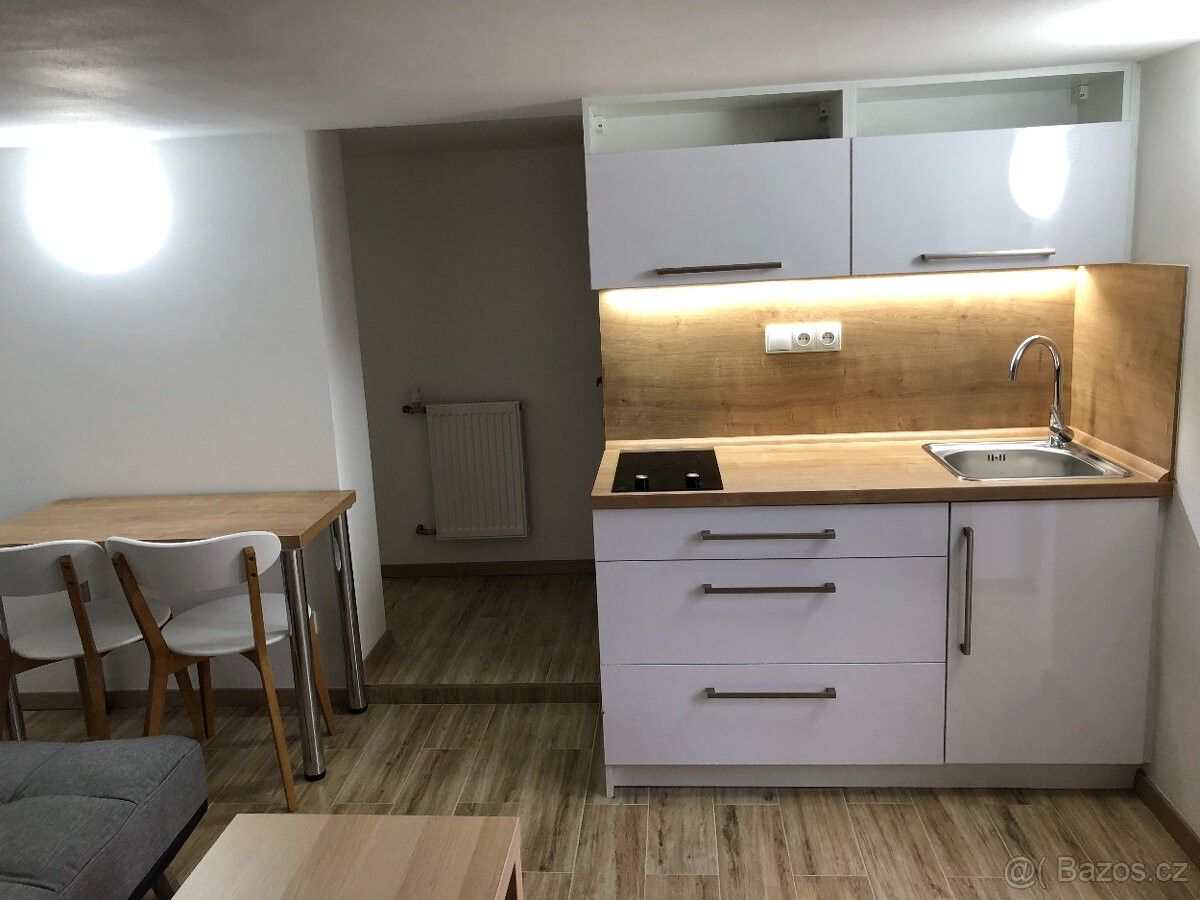 Pronájem byt - Zlín, 760 01