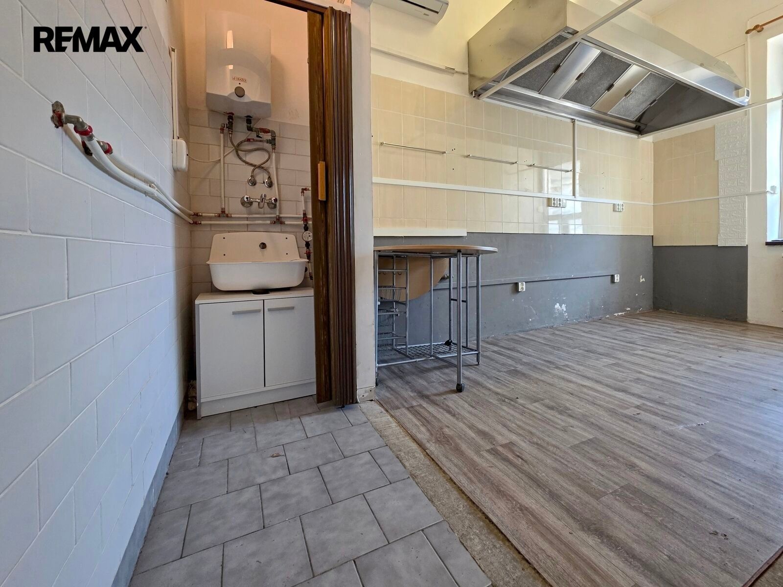 Pronájem komerční - Nádražní 337, Mohelnice, 9 m² - 5