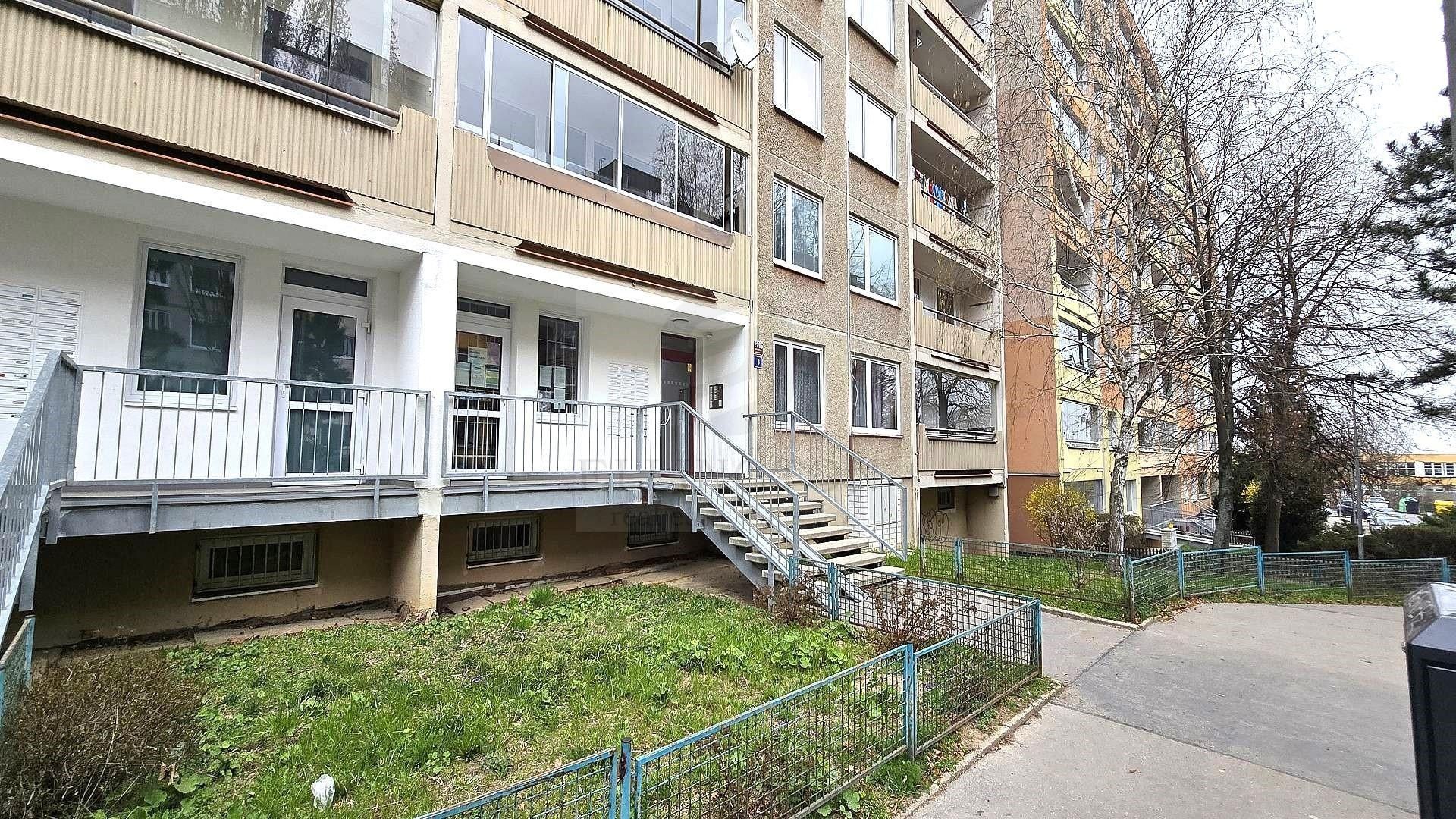 2+kk, Borovanského, Praha, 43 m²