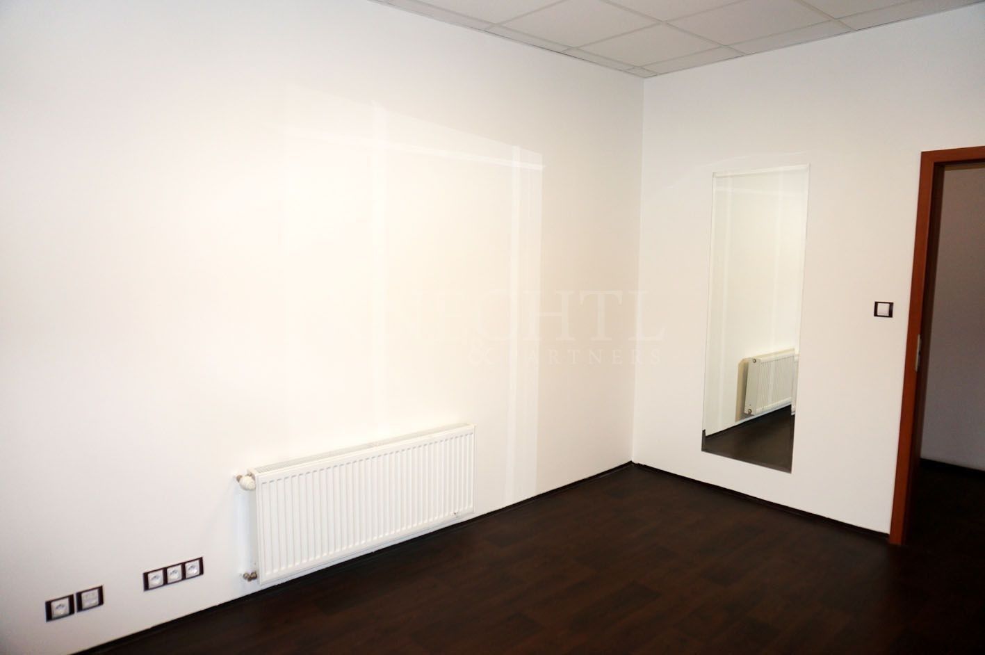 Pronájem obchodní prostory - Krymská, Karlovy Vary, 10 m² - 5