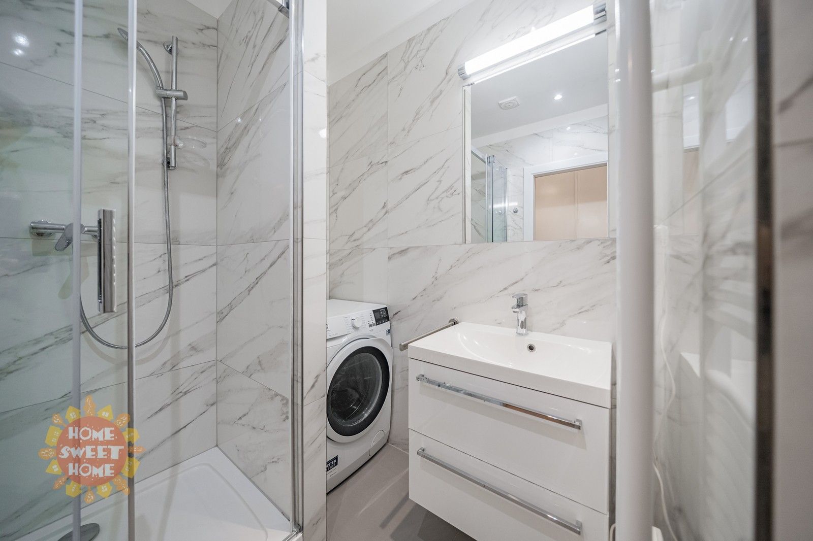 Pronájem byt 2+kk - Slezská, Praha, 57 m²