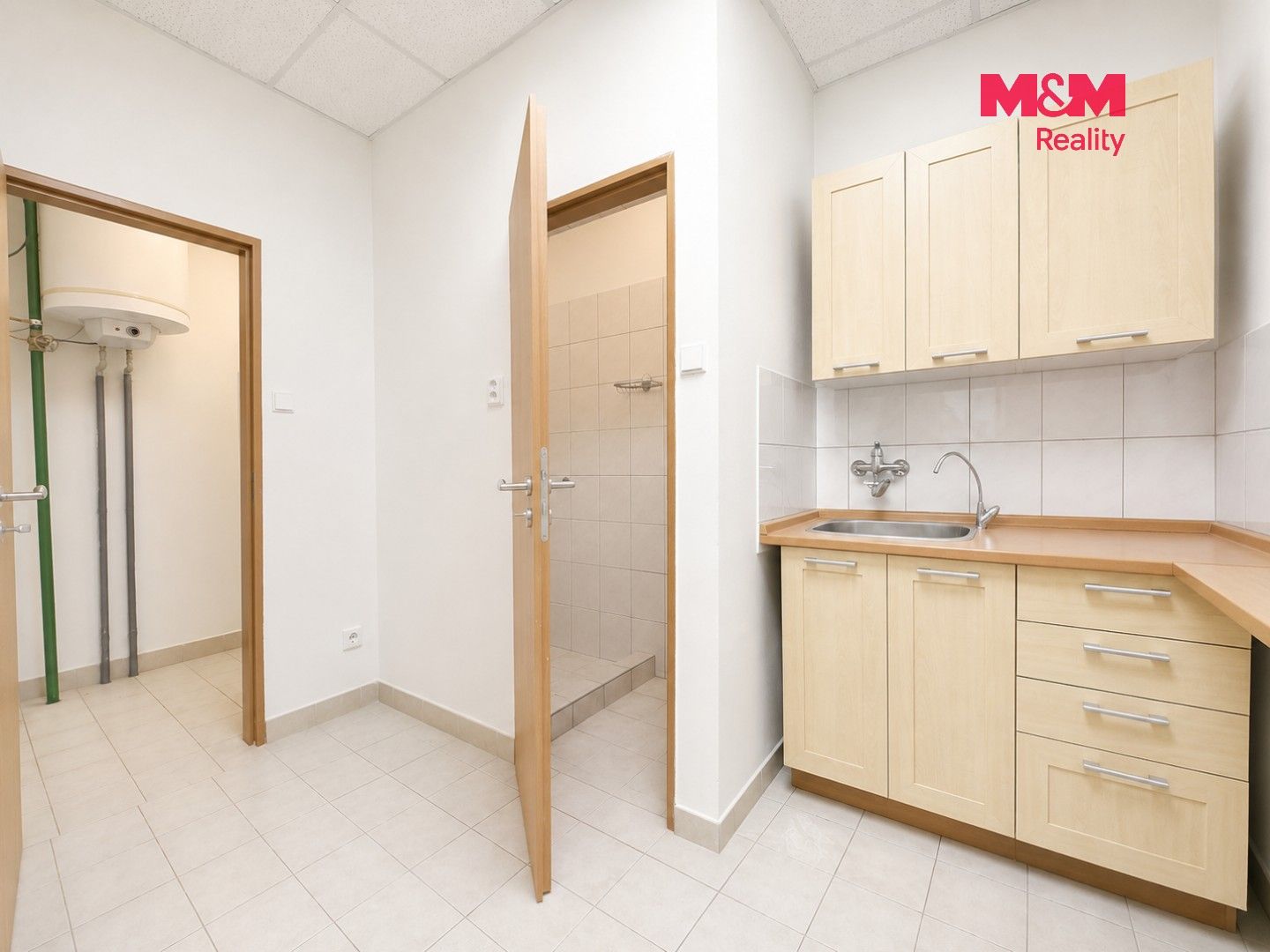 Kanceláře, Závodu míru, Sokolov, 50 m² - 2