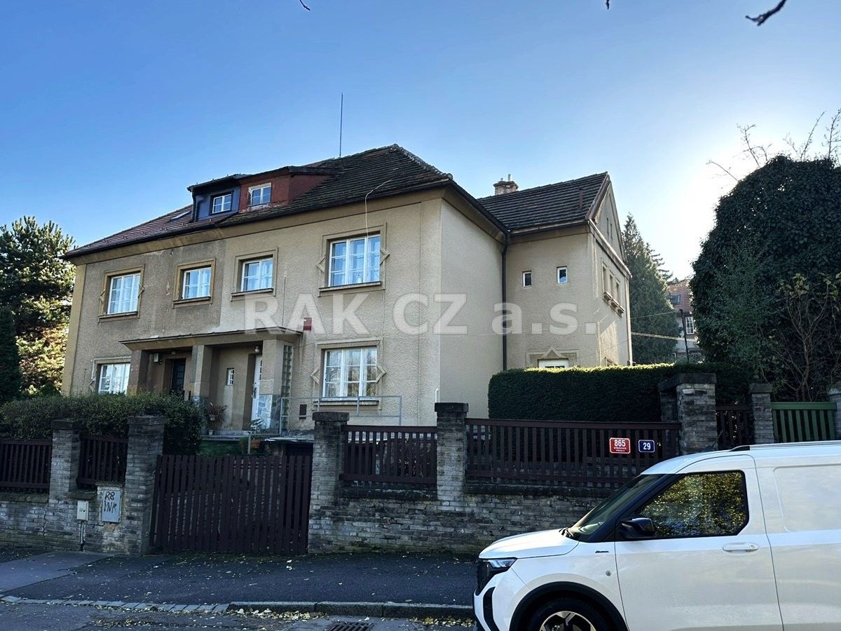 Rodinné domy, Pod Ořechovkou, Praha, 260 m²