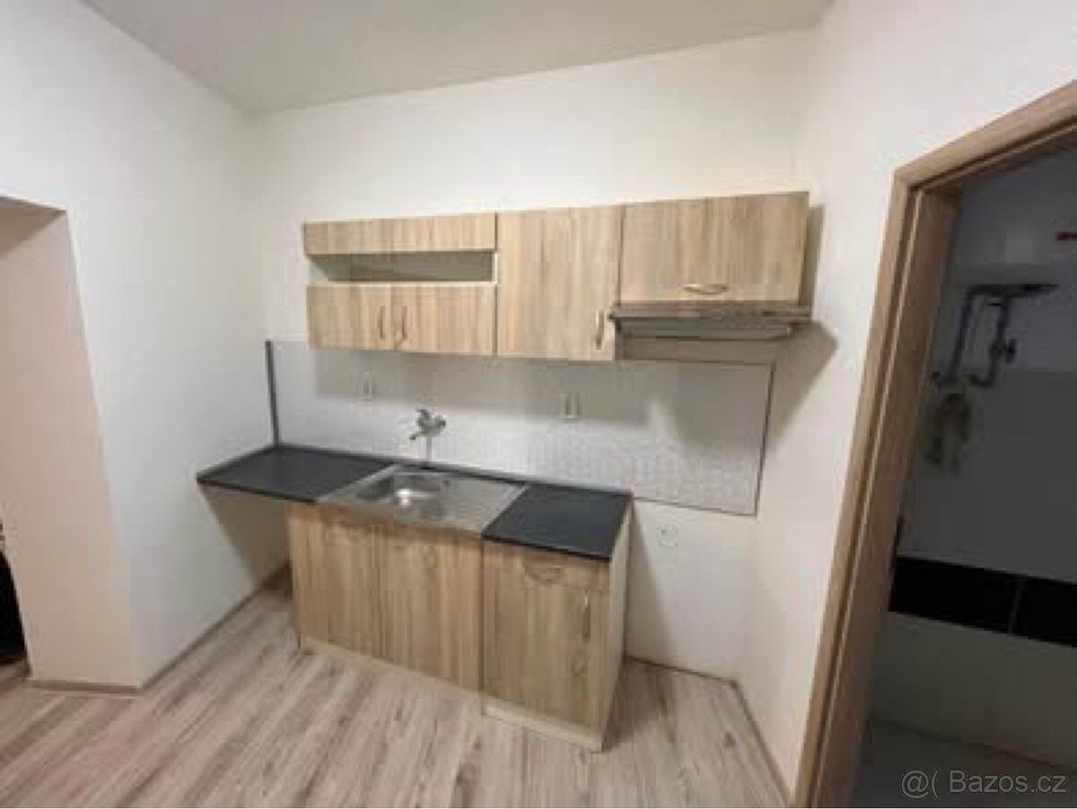 Pronájem byt - Fulnek, 742 45