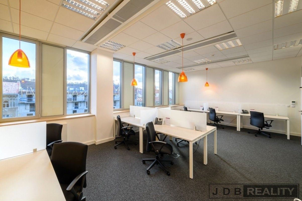 Pronájem kancelář - Rohanské nábřeží, Praha, 60 m²