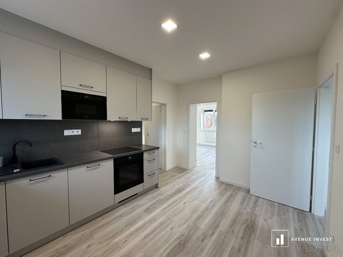 Pronájem byt - Bílovice u Uherského Hradiště, 687 12