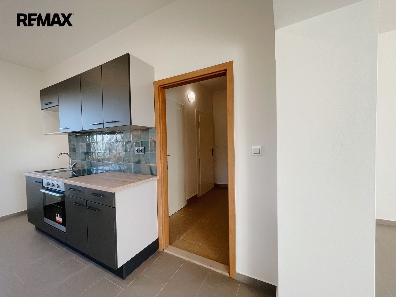 Byt 2+kk · 65 m² · Lety - 3