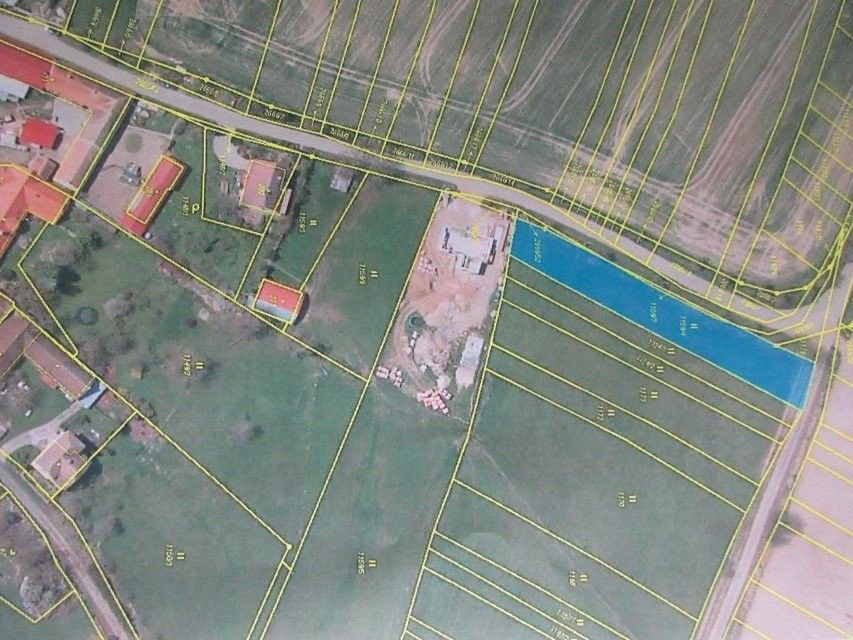 Pozemky pro bydlení, Březí, Kluky