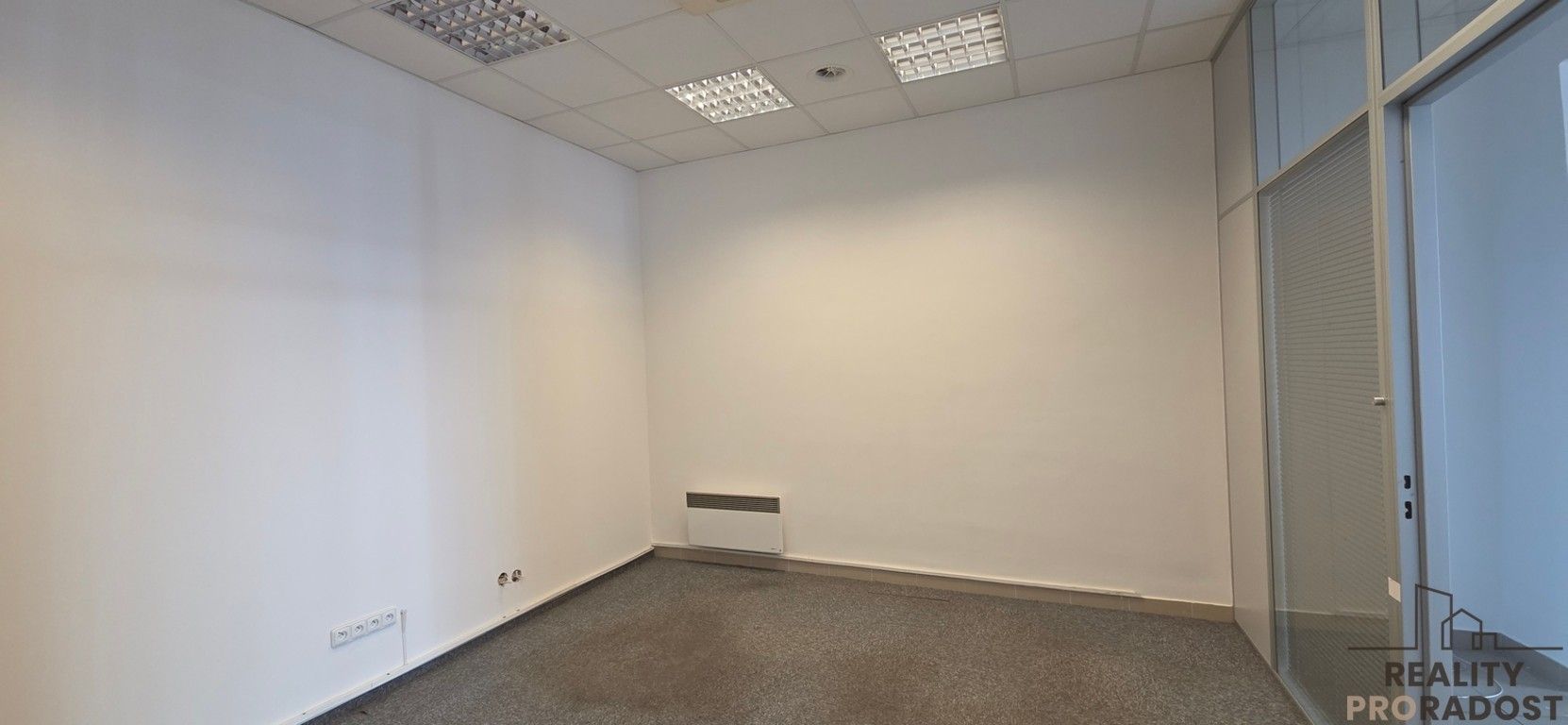 Pronájem obchodní prostory - Národní třída, Hodonín, 110 m² - 5