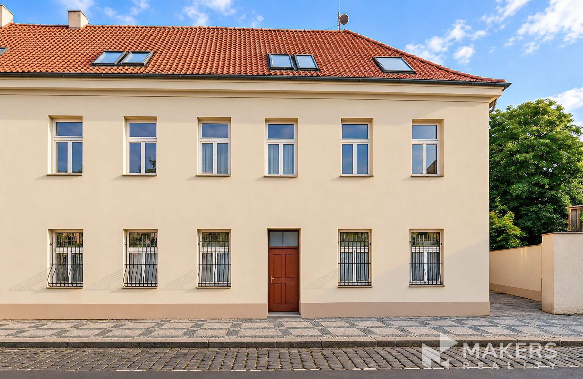 Činžovní dům · 1 000 m² · Nusle, Praha - 4