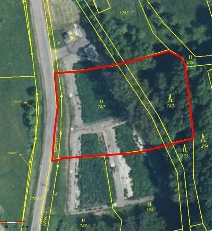 Louky, Košíky, 801 m²