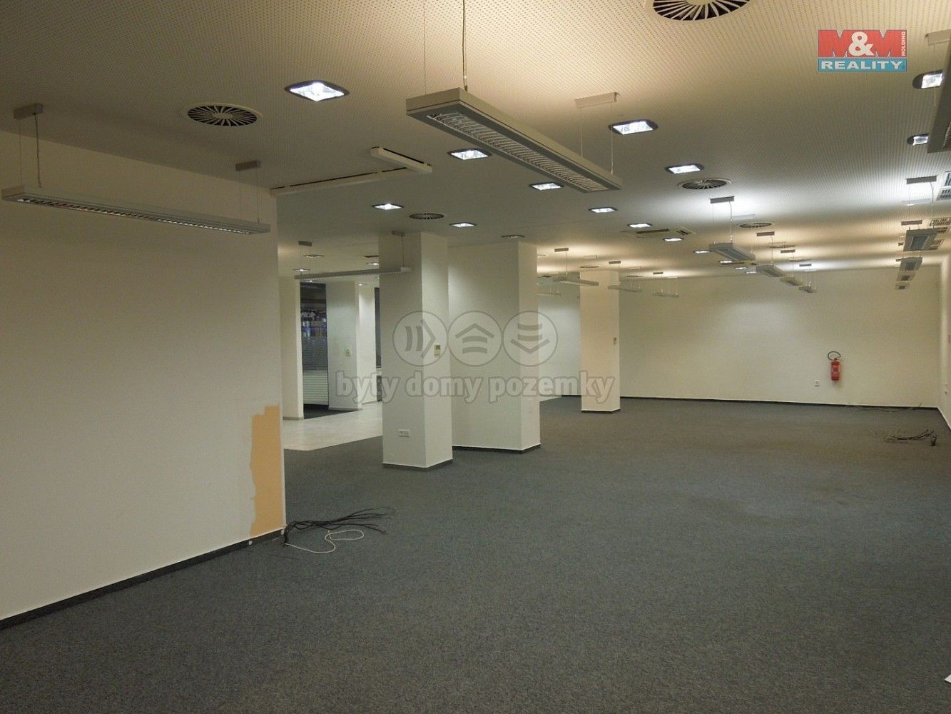 Obchodní prostory · 398 m² · Praha - Kamýk, okres Praha 4, Hlavní město Praha - 4