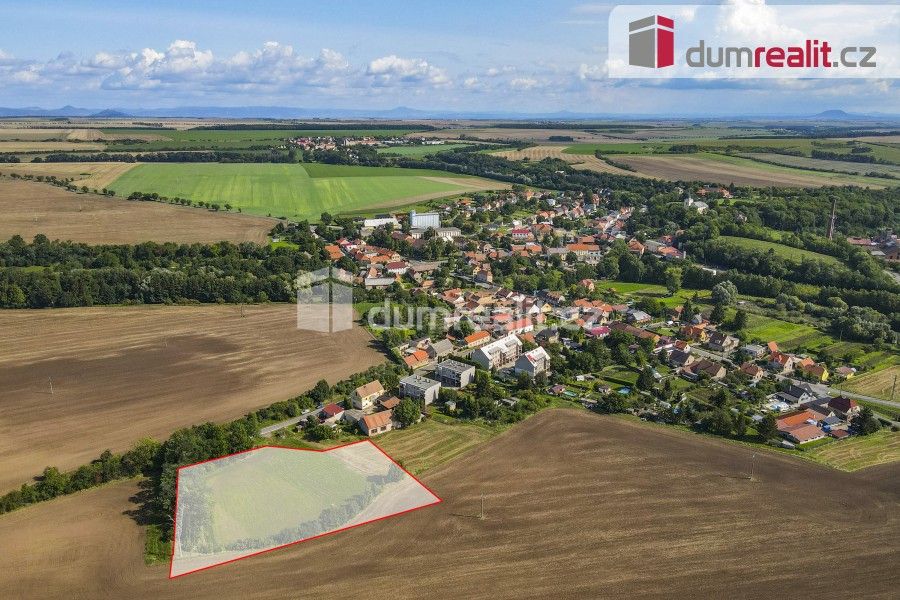 Prodej pozemek pro bydlení - Klobuky, 3 478 m²