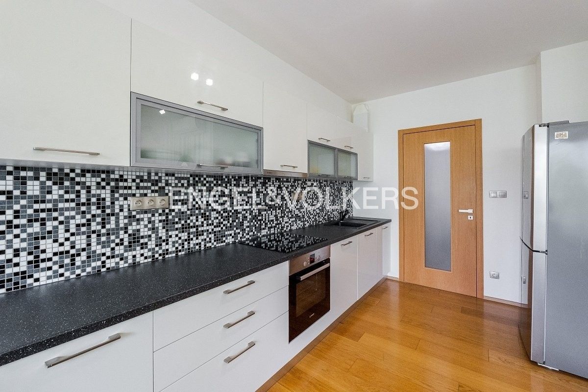 2+kk, U Okrouhlíku 3328, Praha Smíchov, 50 m² - 2