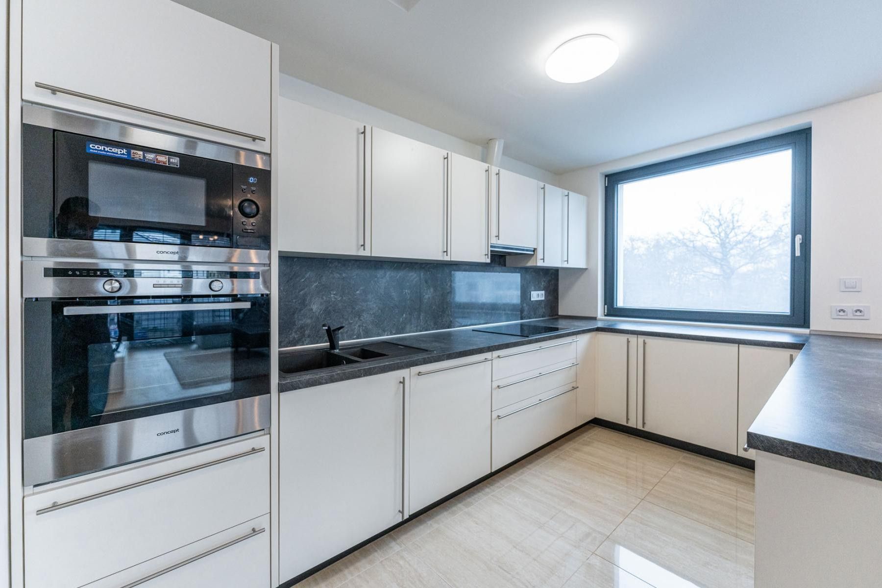 Pronájem byt 4+kk - Veleslavínská, Praha, 106 m²