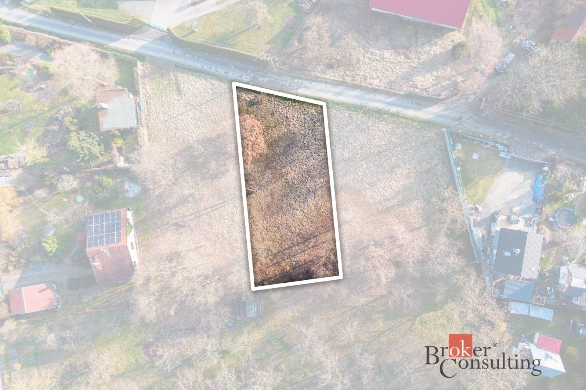 Pozemek pro bydlení, 677 m²