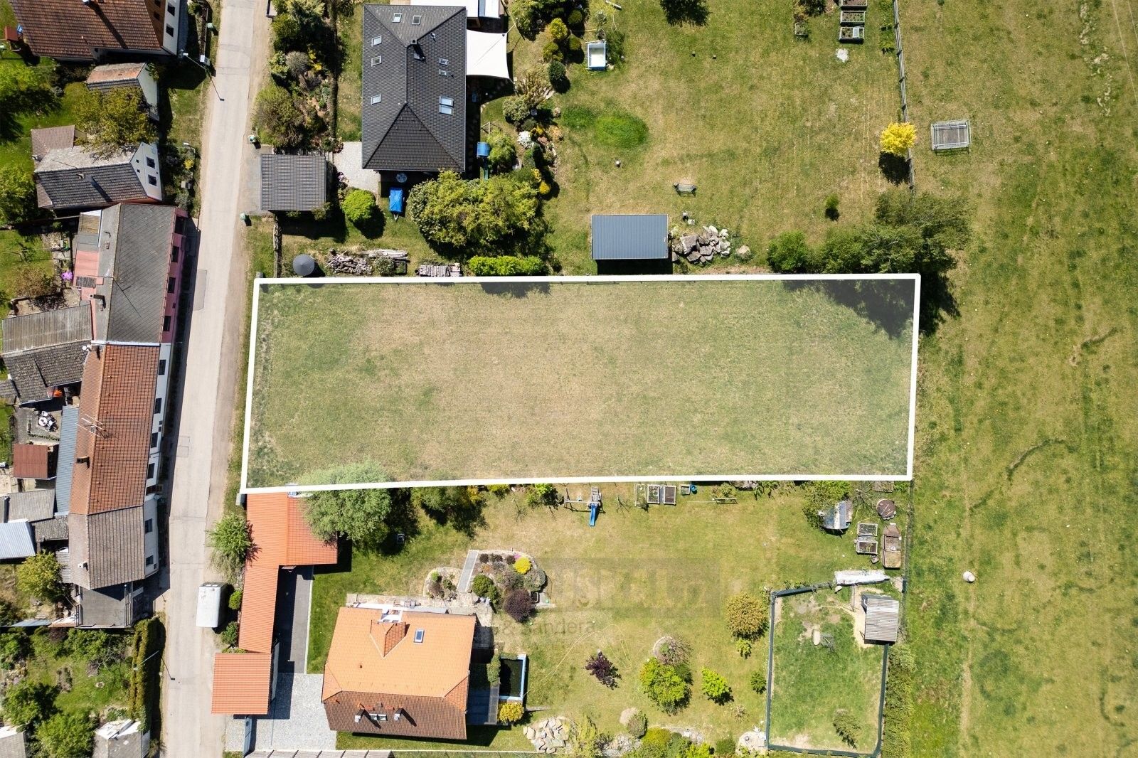 Prodej pozemek pro bydlení - Lipí, 1 750 m² - 2