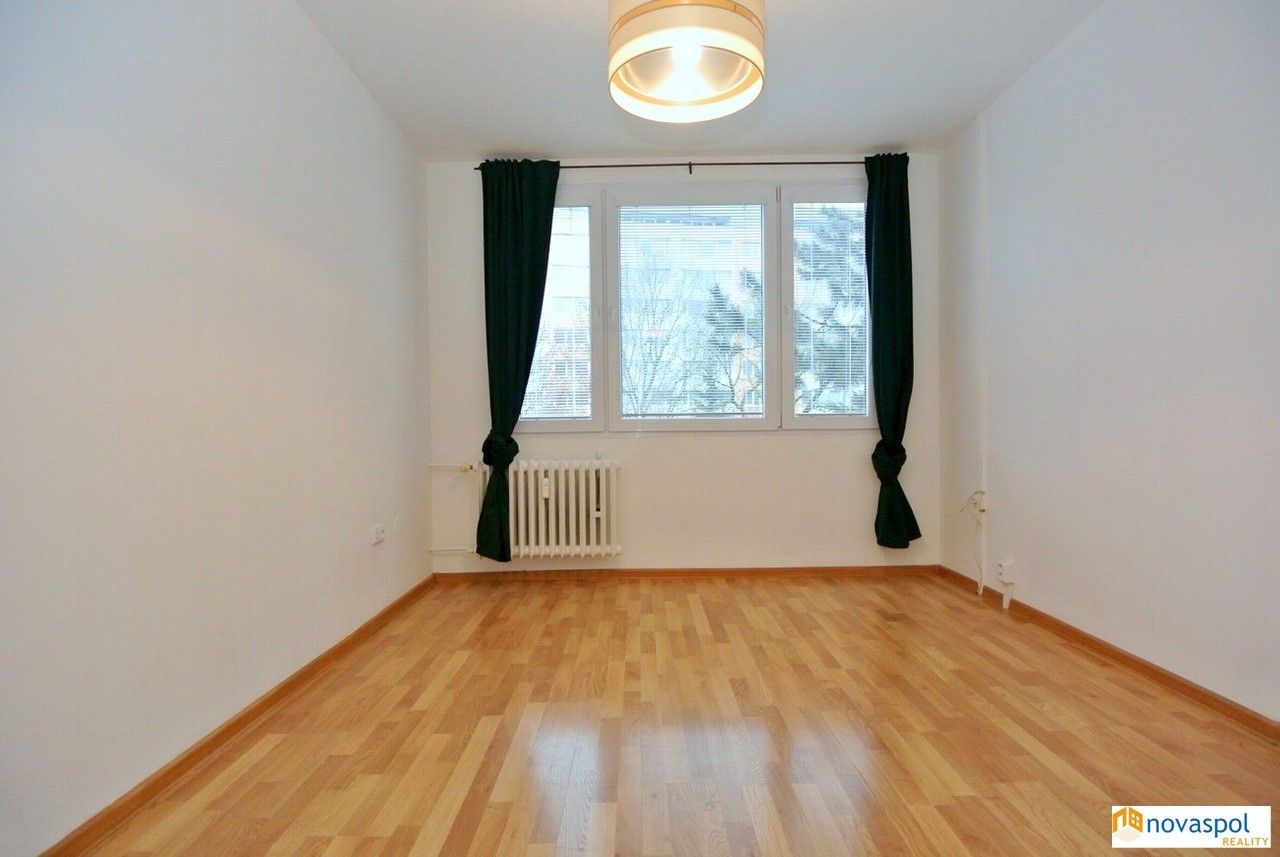 2+kk, Rembrandtova, Praha, 41 m²