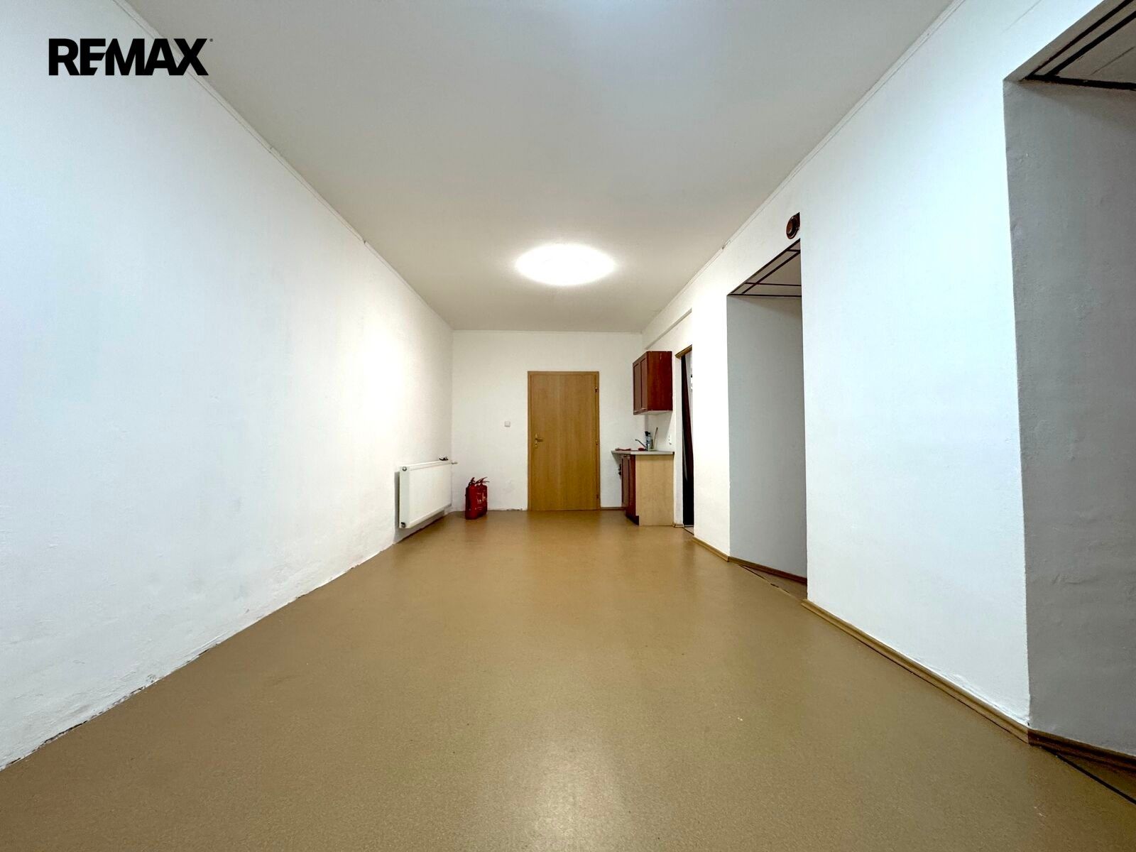 Obchodní prostory, Šemberova, Olomouc, 99 m² - 2