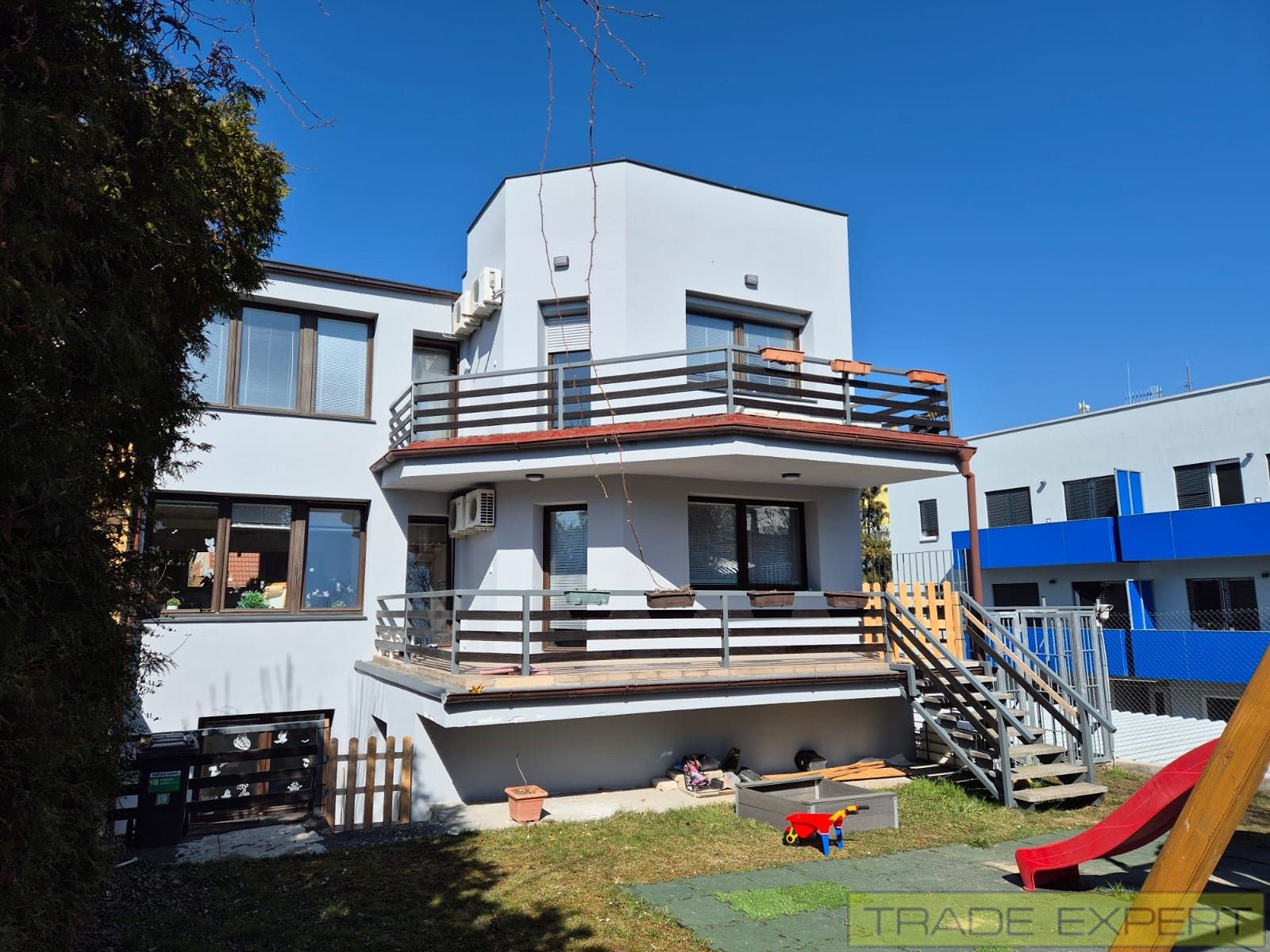 Prodej rodinný dům - Pištěkova, Praha, 346 m²