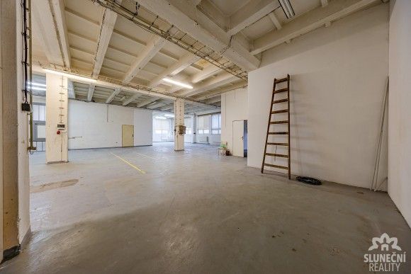 Pronájem sklad - Uherský Brod, 688 01