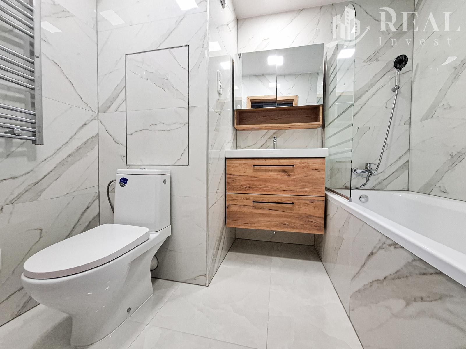 4+1, Na Borku, Jirkov, 77 m²