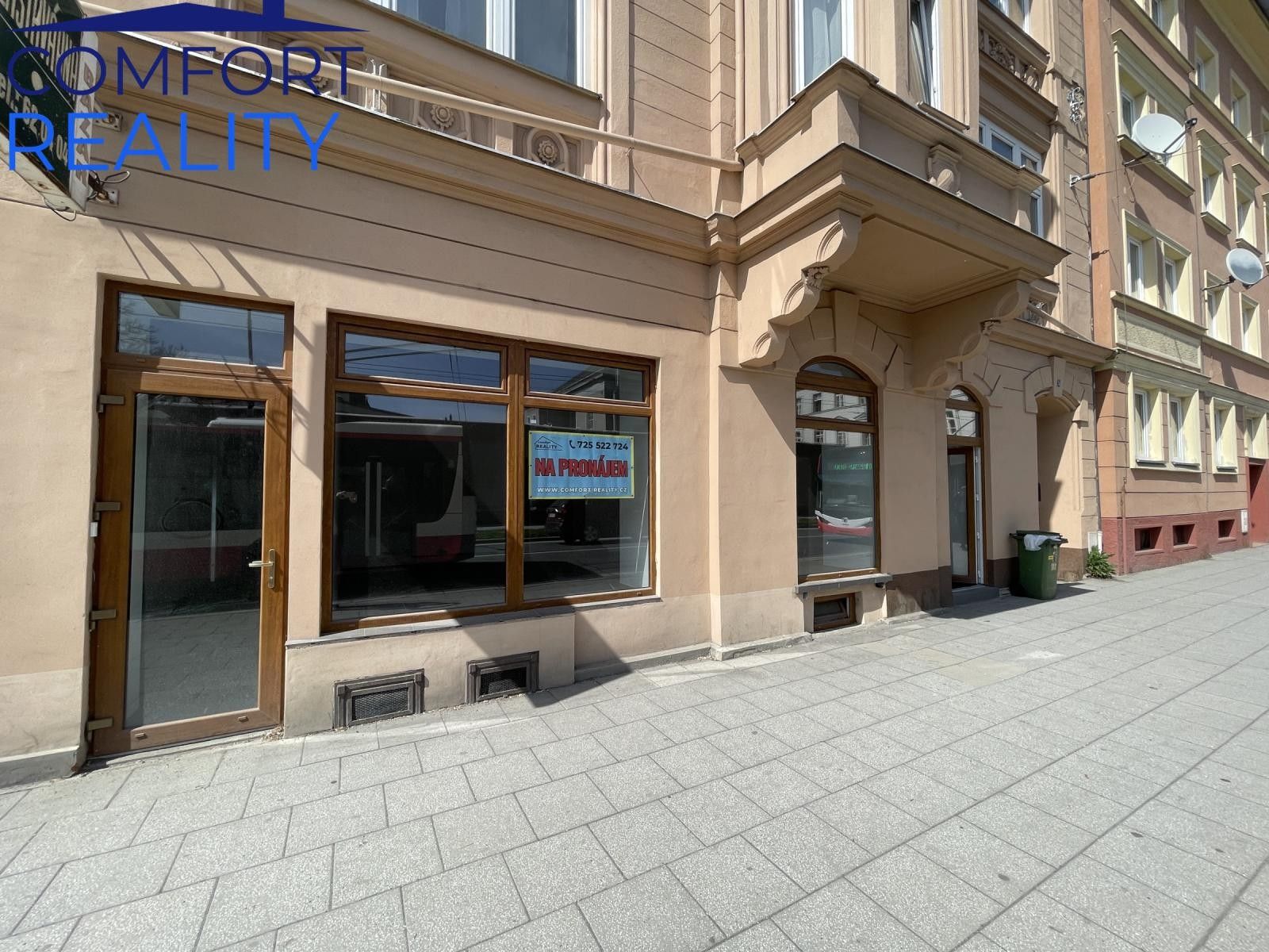 Obchodní prostory, Olomoucká, Opava, 220 m² - 1