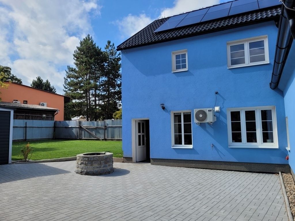 Prodej rodinný dům - Kryrská, Vroutek, 300 m²