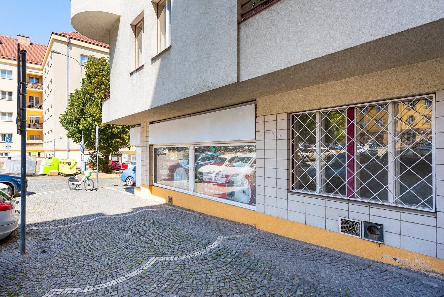 Obchodní prostory, 90 m²