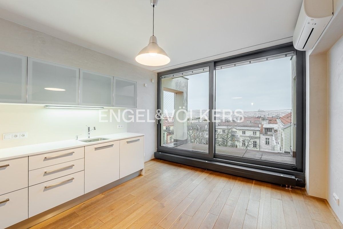 2+kk, Na Smetance, Praha, 67 m²