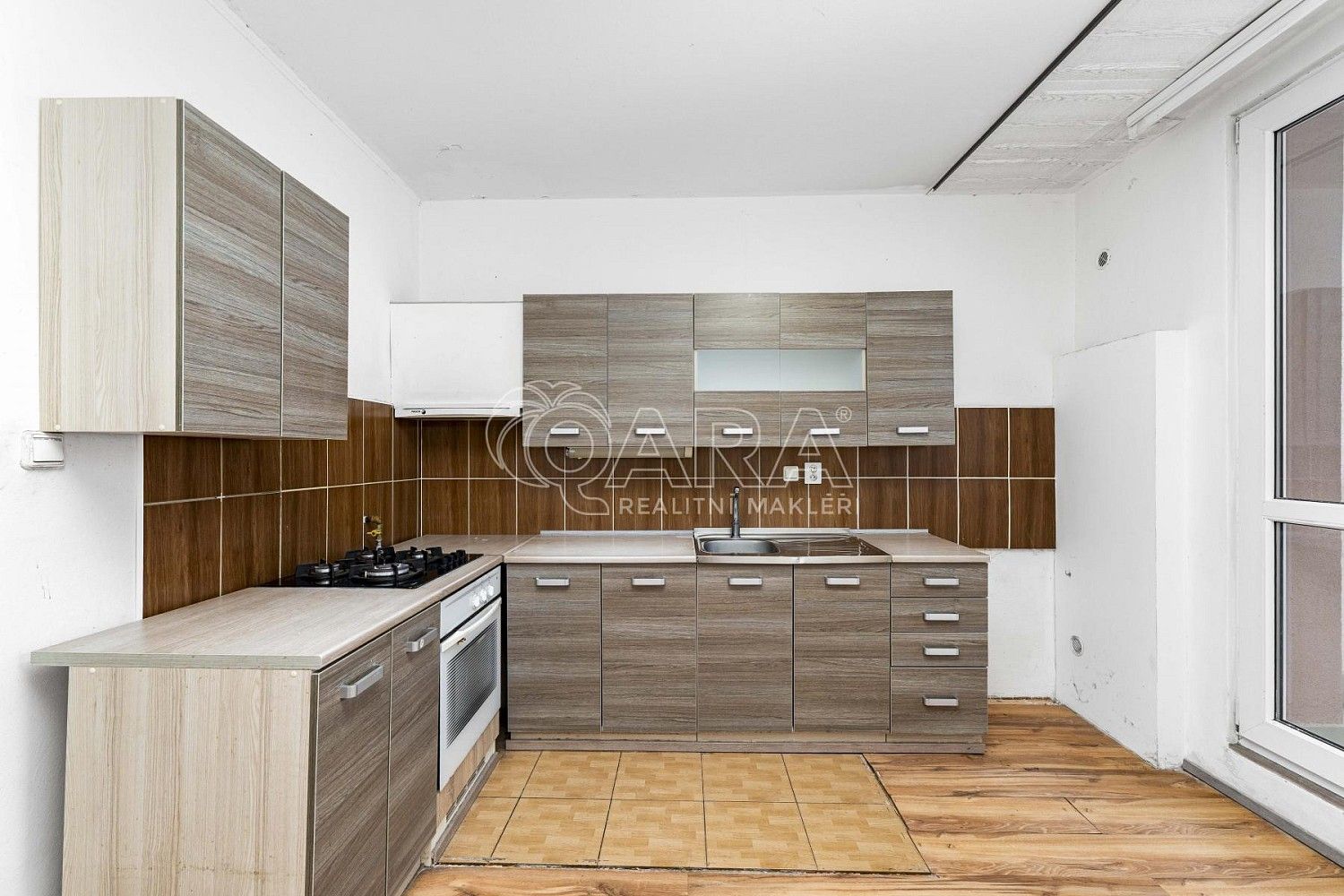Prodej byt 3+1 - Bohumíra Četyny, Ostrava - Bělský Les, 65 m² - 5