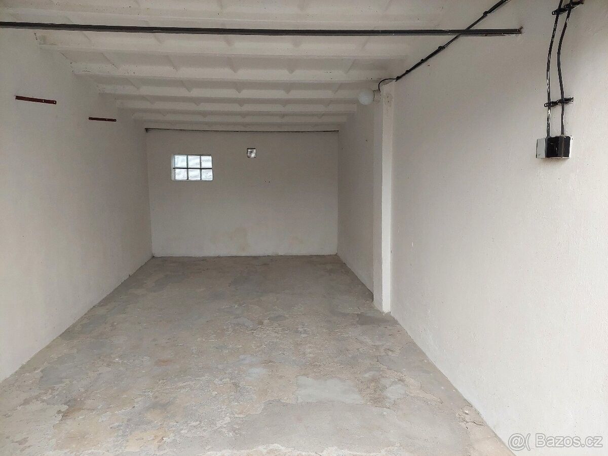Garáže, Tábor, 390 03 - 2