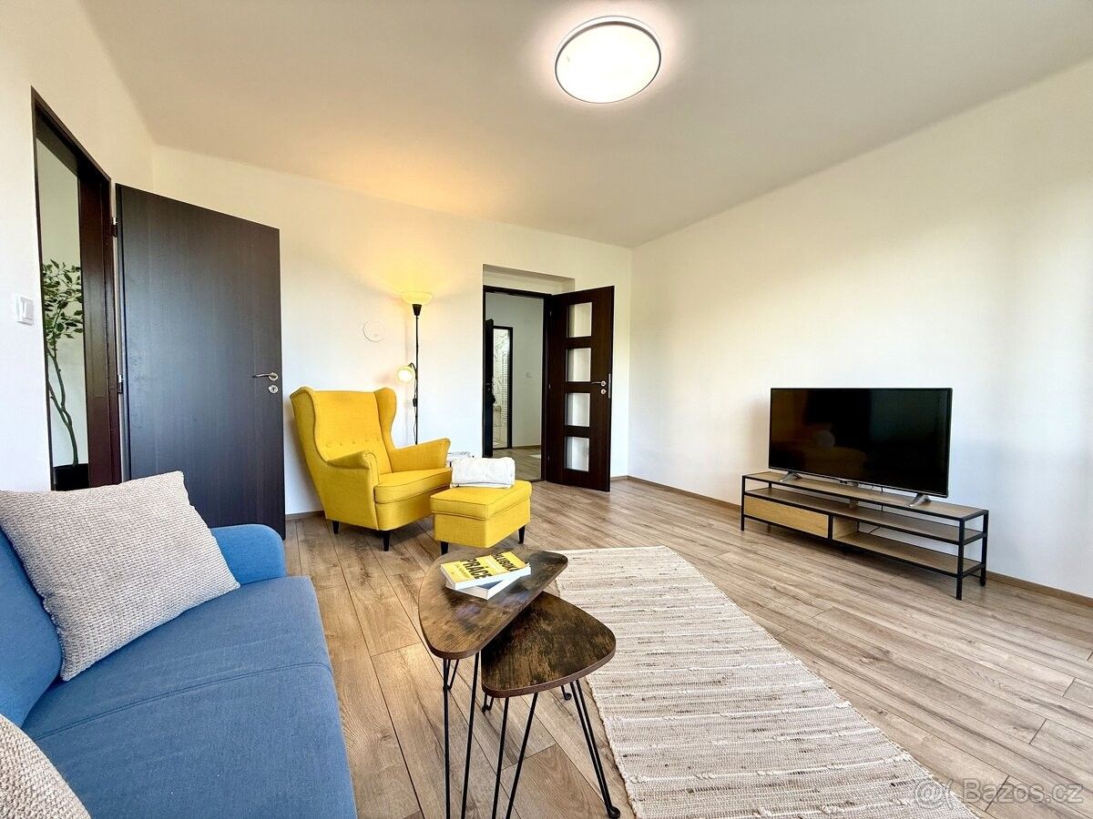 Prodej byt - Bitozeves, 438 01