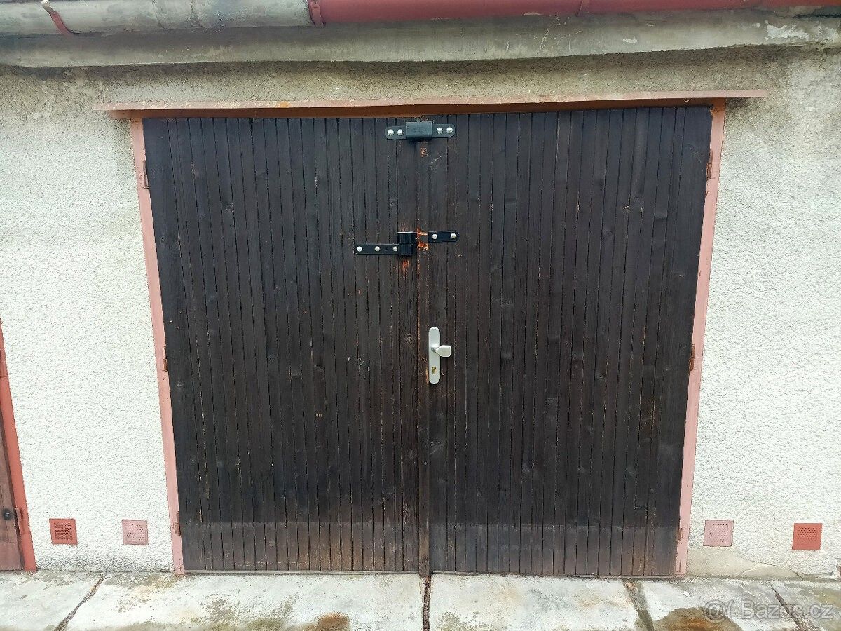 Prodej garáž - Strakonice, 386 01