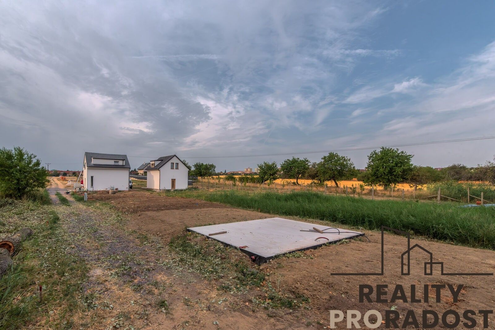 Pozemky pro bydlení, Znojmo, 1 370 m² - 1