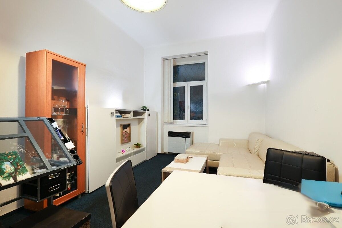 Prodej byt 2+kk - Praha, 180 00, 39 m²