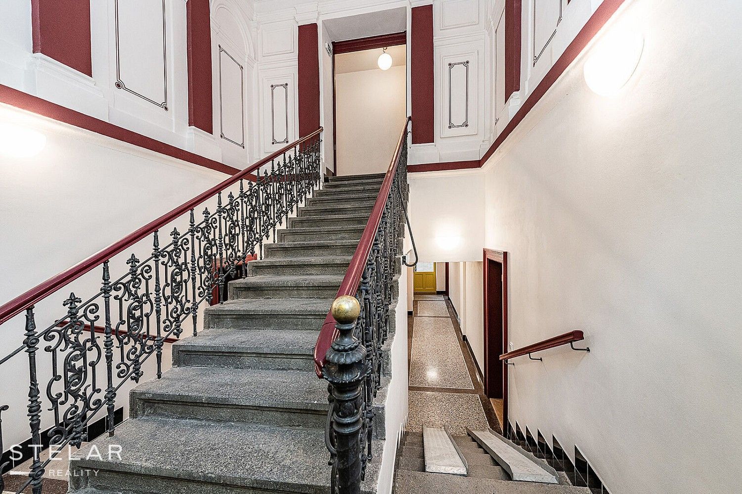 Pronájem obchodní prostory - Praha - Smíchov, okres Praha 5, Hlavní město Praha, 137 m² - 5