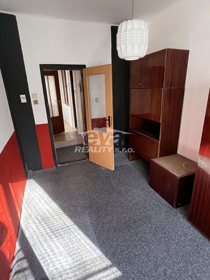 Rodinný dům · 105 m² · Pod akáty, Praha - 4