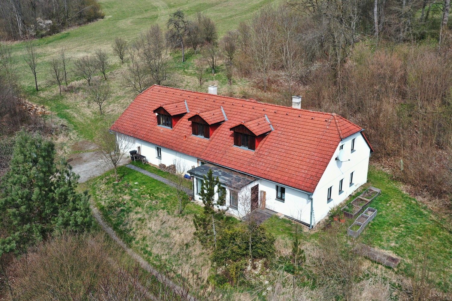 Rodinné domy, Deštná, okres Blansko, Jihomoravský kraj, 291 m² - 1