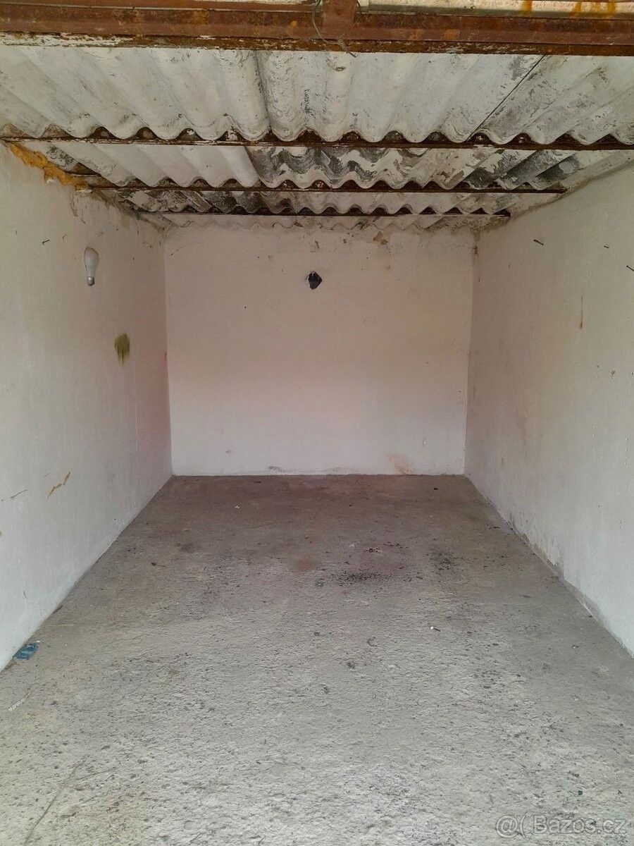 Pronájem garáž - Mělník, 276 01