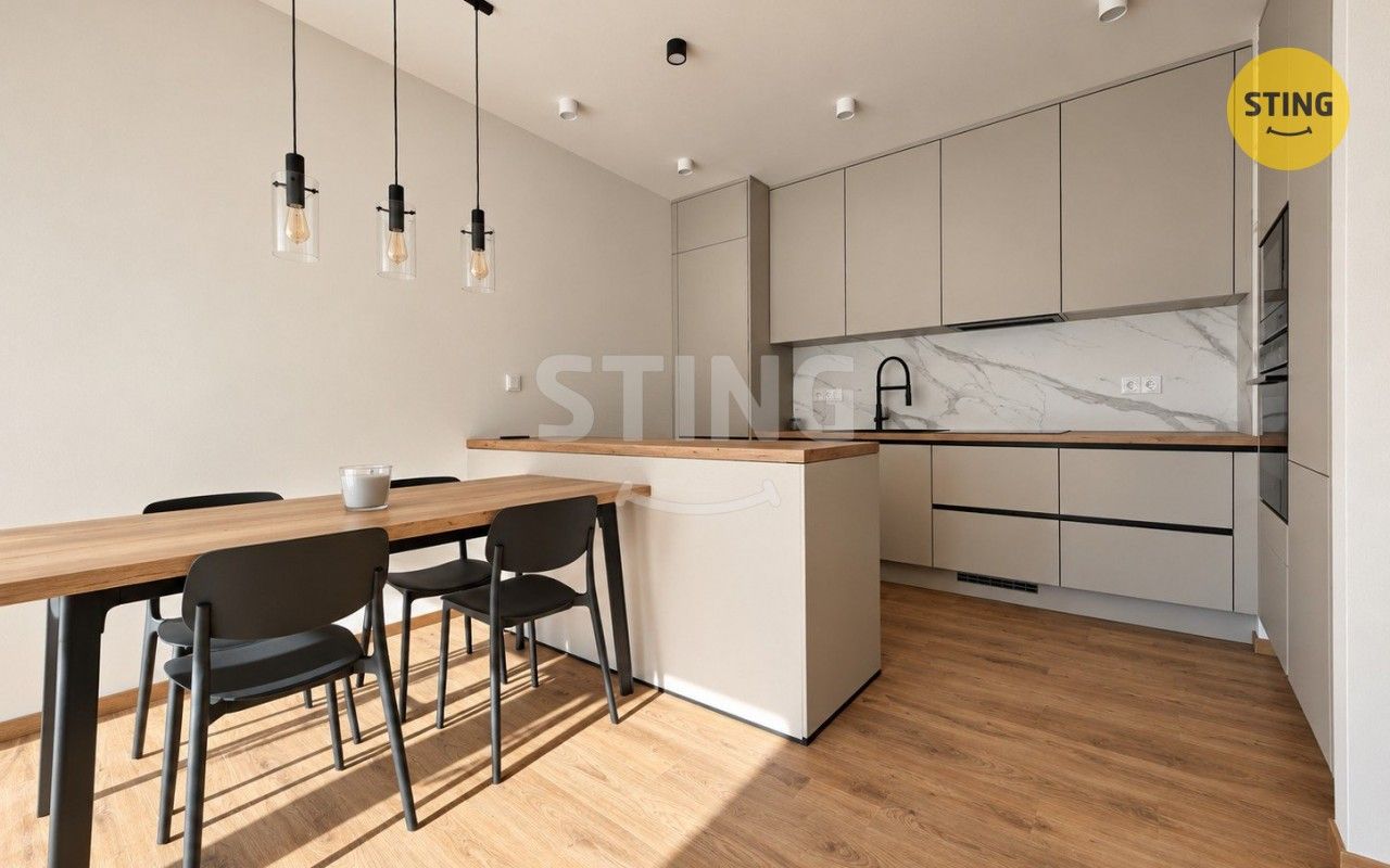Pronájem byt 3+kk - Heidenheimská, Jihlava, 65 m² - 5