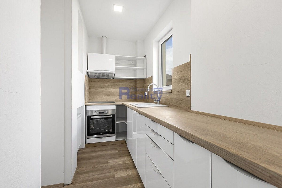 2+kk, Jablonského, Hořice, okres Jičín, 54 m² - 1