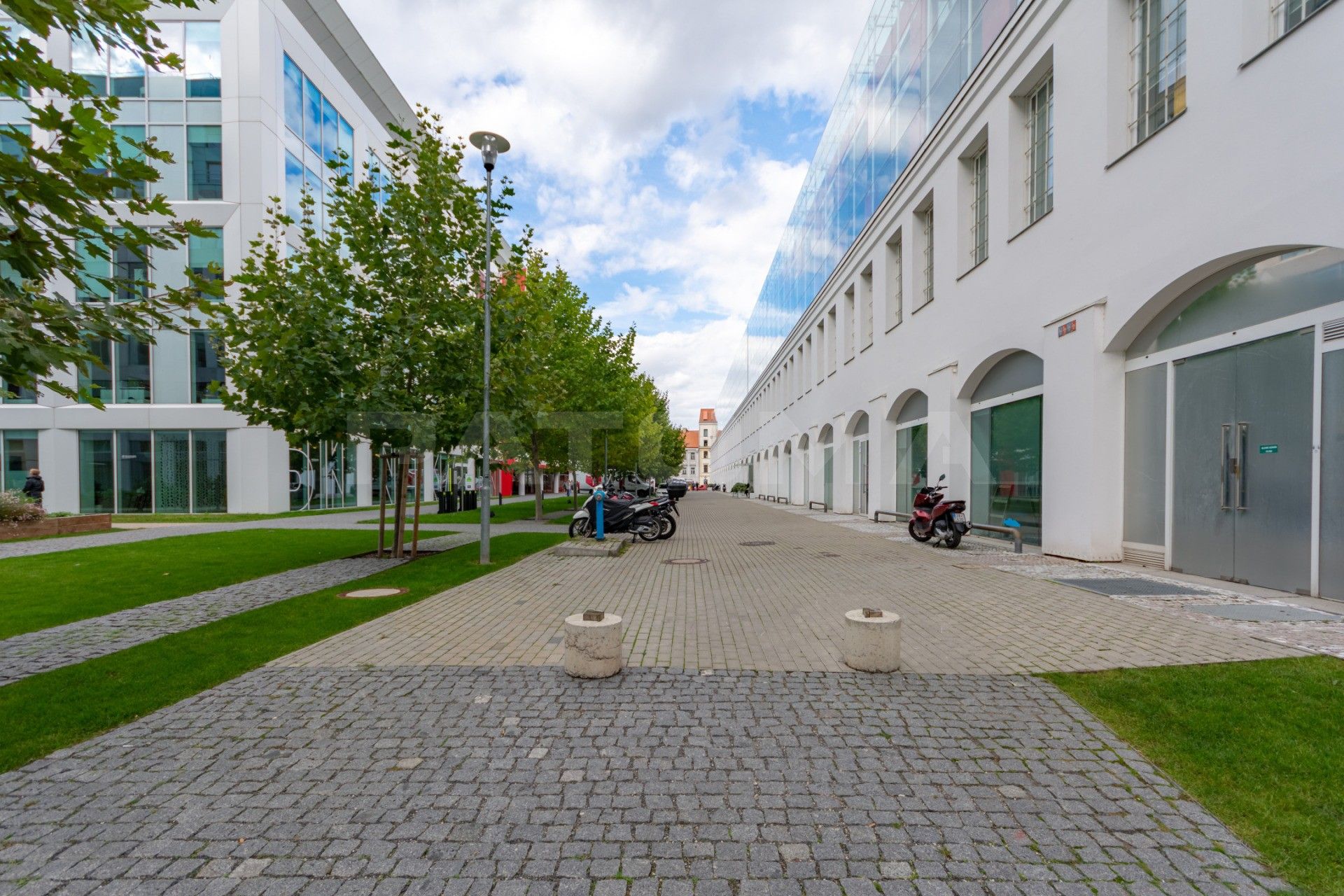Kancelář · 201 m² · Křižíkova, Praha - 4