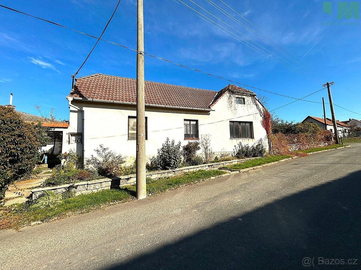 Rodinné domy, Hostim, 671 54