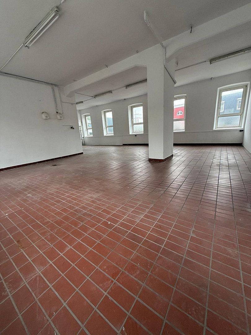 Obchodní prostory, Magdeburgerstrasse 37 Gelsenkirchen Gelsenkirchen Nordrhein-Westfalen 45881, 340 m²