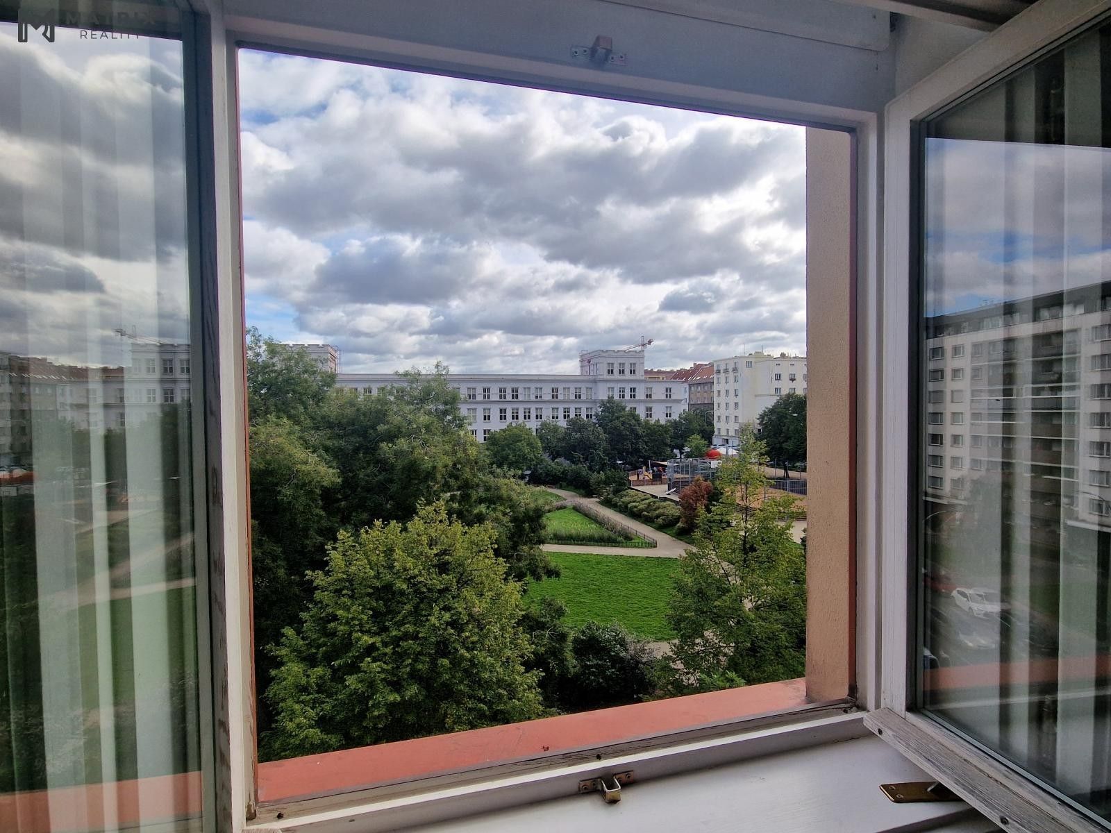 Pronájem byt 3+kk - Bořivojova, Praha, 105 m²