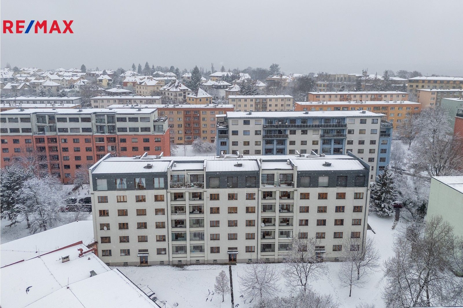 2+1, K lučinám, Praha, 50 m²